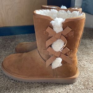 Brown Koolaburra Uggs with bows
